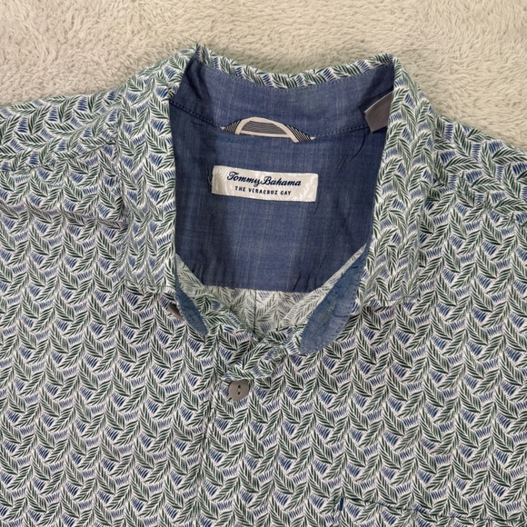 Tommy Bahama The Veracruz Cay Men's XL Shirt Leaf Print Button Up Short Sleeve - Picture 1 of 7